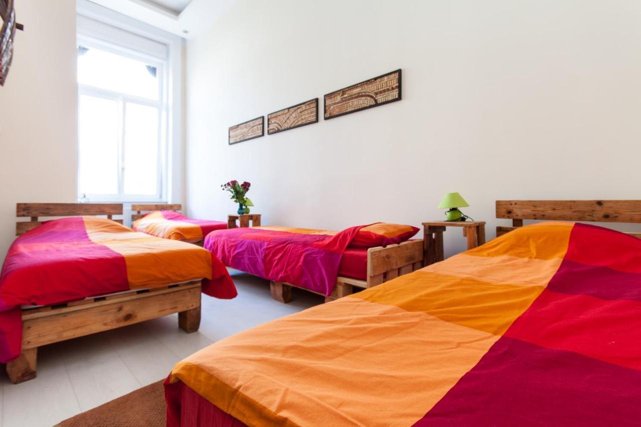 Jozsef63 Apartment Budapest Esterno foto