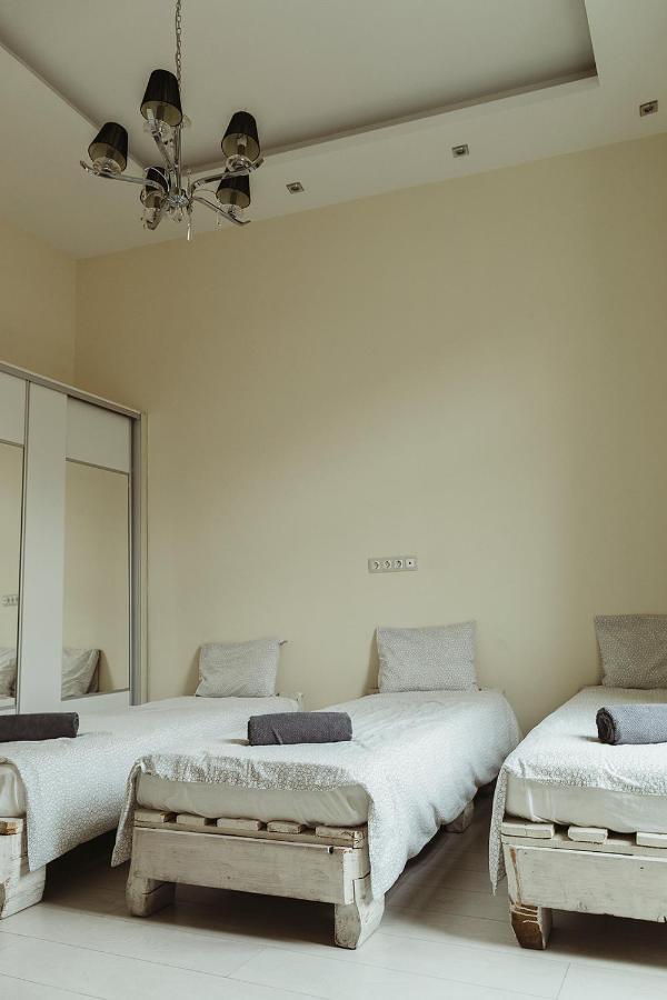 Jozsef63 Apartment Budapest Esterno foto
