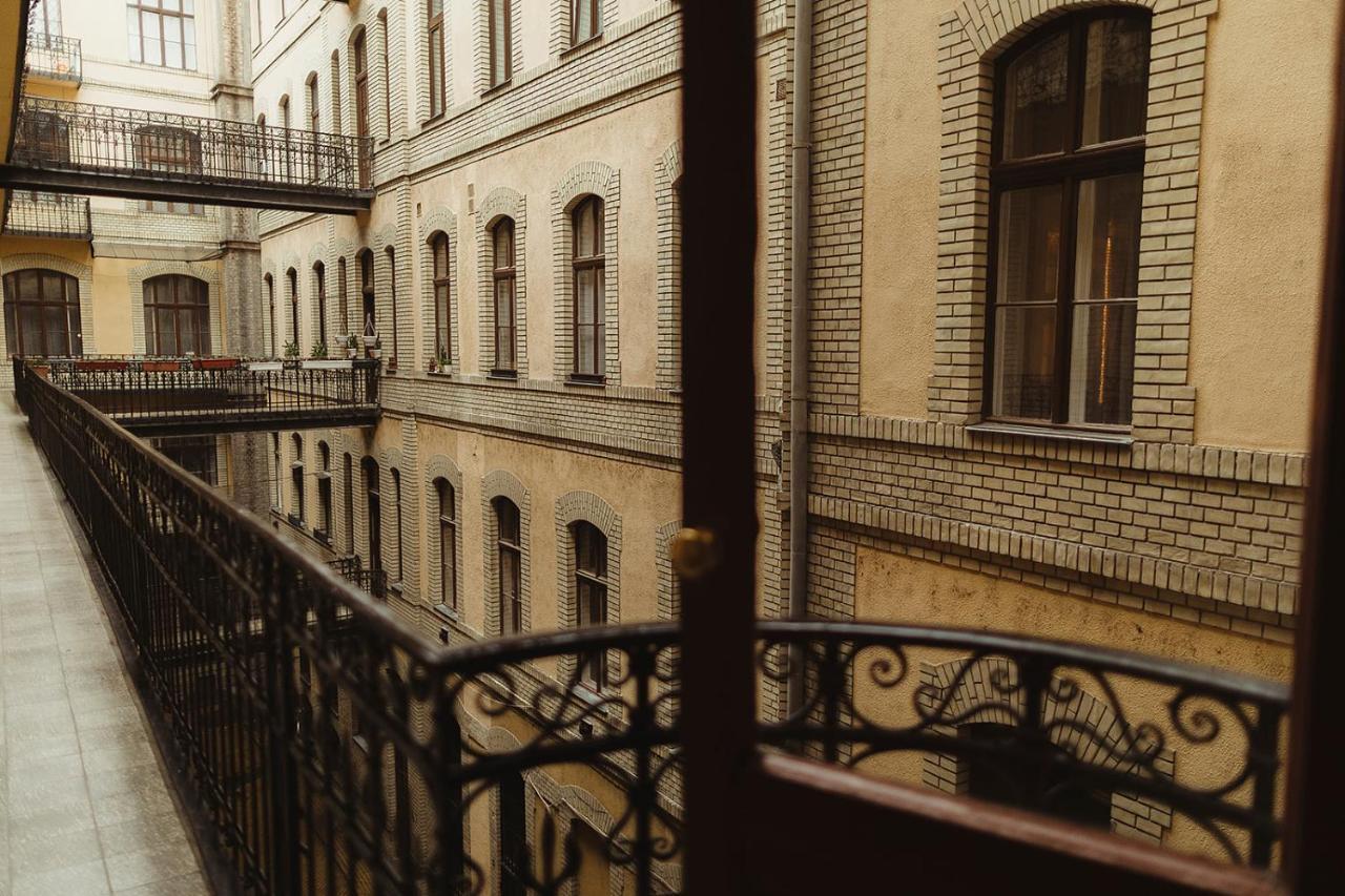 Jozsef63 Apartment Budapest Esterno foto