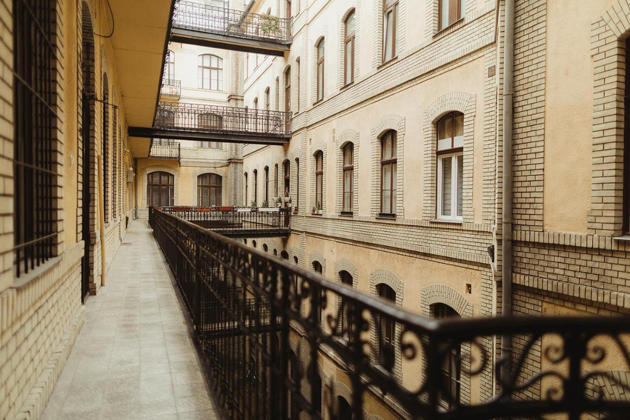 Jozsef63 Apartment Budapest Esterno foto